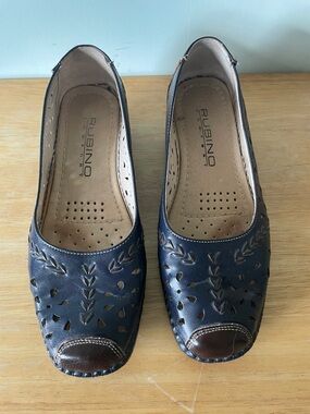 Rubino Comfort Women's Navy Perforated Leather Flats, Size 8